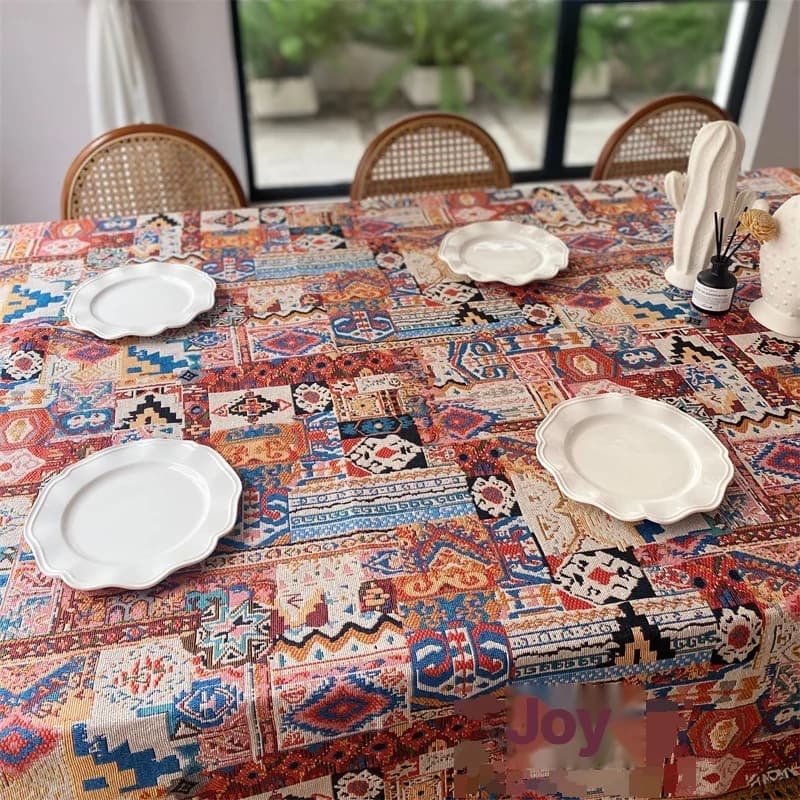 Retro boho žakardni stolnjak s geometrijskim uzorkom